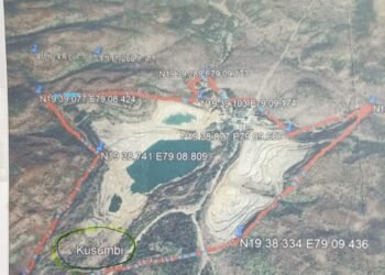 अल्ट्राटेकने रस्ता केला गिळंकृत, नाल्याच्या काठावरून रस्ता करण्यात घाट ?