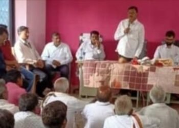 आमदार सुभाष धोटे यांनी घेतला गोंडपिपरीतील पुर परिस्थितीचा आढावा, अतिवृष्टीग्रस्थांना तातडीने नुकसान भरपाई देण्याचे अधिकाऱ्यांना दिले निर्देश.