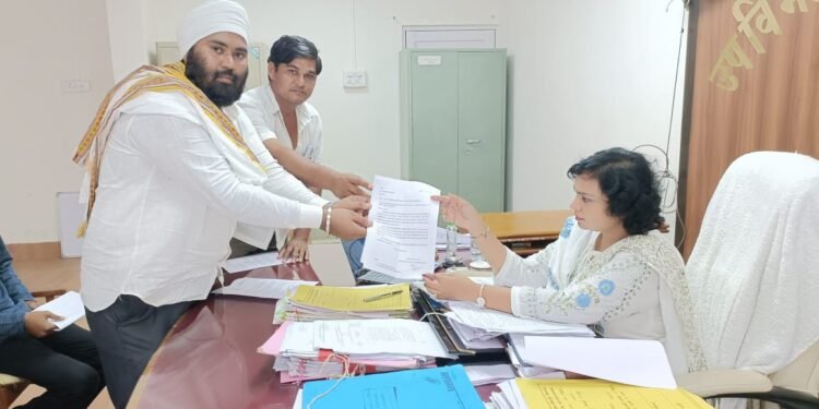 वडनेर येथे अनेक वर्षा पासून आम सभाच घेण्यात येत नाही, उपविभागीय अधिकारी, तहसीलदार व गटविकास अधिकारी यांना निवेदन.