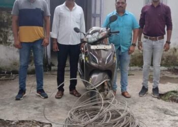 विद्युत तार चोरणाऱ्या चोरट्यास 24 तासाच्या आत मुद्देमालासह केले जेरबंद, हिंगणघाट पोलिसाची कारवाई.