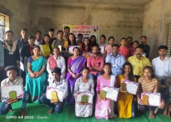 नागपूर: नागलवाडी मध्ये गुणवंत विद्यार्थ्यांचा कौतुक सोहळा संपन्न, युवा चेतना मंचचा उपक्रम.