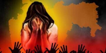 चंद्रपूर जिल्ह्यातील आश्रमशाळा अधीक्षकाने केला अल्पवयीन मुलीवर अत्याचार; हिंगणघाट पोलिसांनी आरोपीला ठोकल्या बेळ्या.