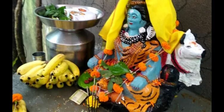 श्री संकटमोचन हनुमान मंदिर में भगवान शिव की मूर्ति की प्राण प्रतिष्ठा हुई