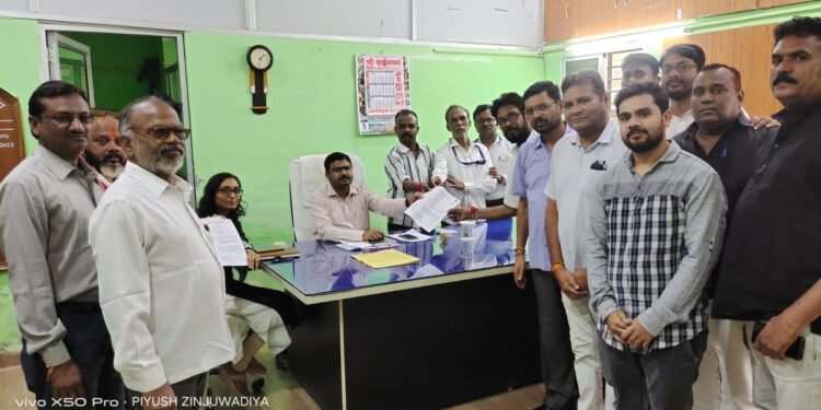 सावनेर येथे पत्रकार भवनाकरिता उभारण्याकरिता भुखंडाची मागणी.