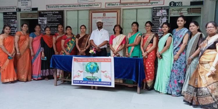सोनिया गांधी इंग्लिश पब्लिक स्कूल राजुरा येथे प्लास्टिक बंदी वर मार्गदर्शन व जनजागृती कार्यक्रम संपन्न.