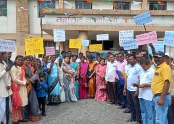 राजस्थान येथील हत्याकांडाच्या निषेध करण्यासाठी कळंम तालुका कार्यालयावर वंचित बहुजन आघाडीचा धडक मोर्चा.