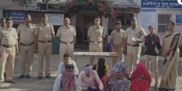 बनावट सोने विकण्याचा टोळीला चाकूर पोलिसांनी केला पर्दाफास, 6 आरोपी अटक.