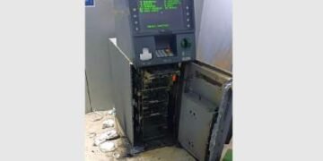 वर्धा जिल्हात बँकेची एटीएम मशीन फोडून पळविली 23.78 लाखची रक्कम; घटना सीसीटीव्ही मध्ये कैद.