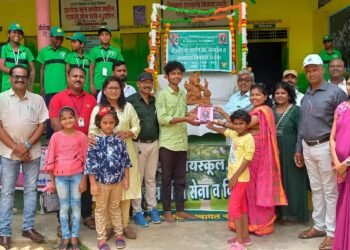 राजुरा: पर्यावरणपूरक गणेशोत्सव उपक्रम, मातीच्या गणेशमूर्ती निर्मिती व विसर्जन उपक्रम.