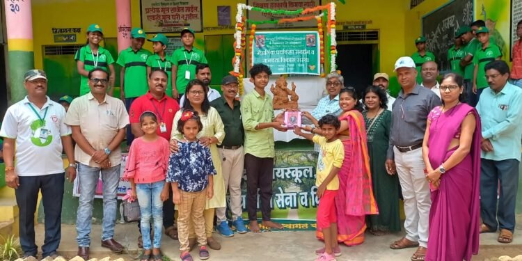 राजुरा: पर्यावरणपूरक गणेशोत्सव उपक्रम, मातीच्या गणेशमूर्ती निर्मिती व विसर्जन उपक्रम.