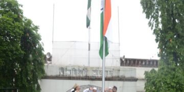 अमृत महोत्सवी वर्षात सर्वांनी विकासाचा संकल्प करावा. वने, सांस्कृतिक कार्य व मत्‍स्‍य व्‍यवसाय मंत्री सुधीर मुनगंटीवार