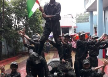 वैभव कान्वेंट स्कूल में 75 वा अमृत महोत्सव हर्षोल्लास के साथ मनाया गया.