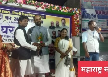 आजादी का अमृत महोत्सव के उपलक्ष में देशभक्ति गीत सुगम संगीत का कार्यक्रम बल्लारपुर में संम्पन्न.