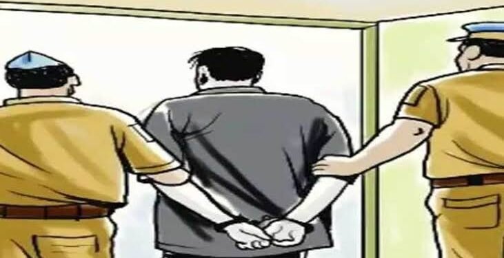 8 महीन्यापासुन खुनाच्या प्रयत्नाच्या गुन्हयामध्ये फरार असलेल्या आरोपीच्या पुणे पोलीसांनी आवळल्या मुसक्या.