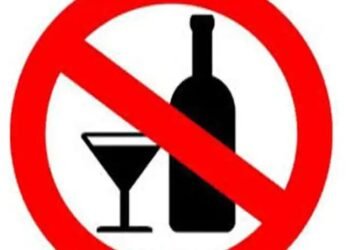 ‘ड्राय डे’ असतांनाही संगमनेर मध्ये मोठ्या प्रमाणात अवैध दारूची विक्री, हॉटेल चालकावर गुन्हा दाखल.