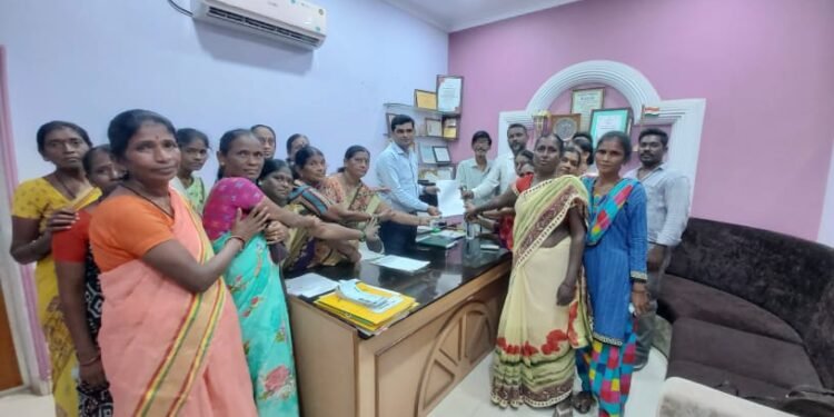 शालेय पोषण आहाराचे काम महिला बचत गटानांच द्यावे बसपा व शहर विकास आघाडी तर्फे 6 सप्टेंबरला धरणे आंदोलन.