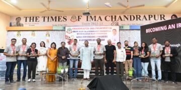 जर्मनीतील ड्युसबर्ग येथे आयोजित आयर्नमॅन २०२२ स्‍पर्धेत चंद्रपूरच्‍या डॉक्‍टरांनी फडकवली विजय पताका.