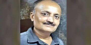 चिंचबन: येथे डॉक्टरने राहत्या घरात गळफास घेउन केली आत्महत्या, सर्विकडे हळहळ.