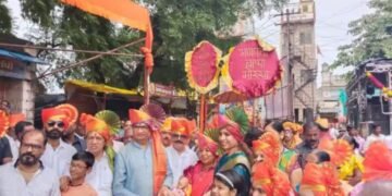 संगमनेर मध्ये लाडक्या गणपती बाप्पाला भावपूर्ण निरोप. अनेकांनी लावली हजेरी.