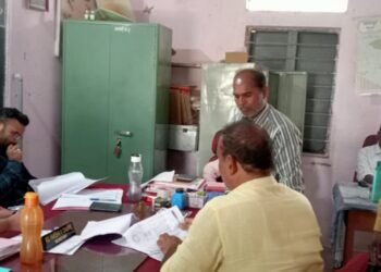 सावंगी घोगली येथील उपसरपंच प्रज्वल तागडे यांनी सरपंच व उपसरपंच पदाचा दुरुपयोग केल्याने त्यांना पदमुक्त करून अतिक्रमण काढण्याची कारवाई करावी अशी गावकऱ्याची मागणी.