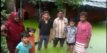 बल्लारपुर कॉलरी के क्यांप एरिया में घरों में घुसा बरसात का पानी, हुआ लाखों का नुकसान.