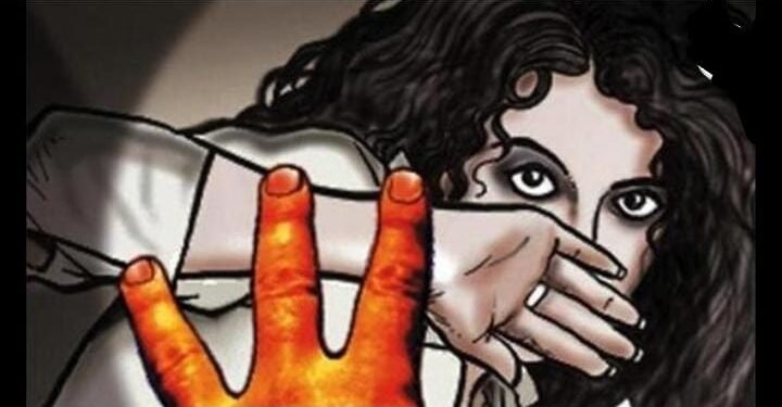 वर्धा:शेतामध्ये नराधम पुतण्यानेच केला 45 वर्षीय काकूवर अत्याचार.