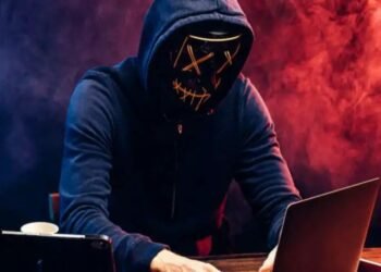 नाशिक महापालिकेचे आरोग्य अधिकारी याचे इंस्टाग्राम अकाउंट हॅक करून त्यावरून फ्रेंड लिस्ट मधील व्यक्तींकडून पैसे मागण्याचा प्रकार.