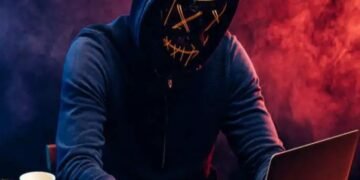 नाशिक महापालिकेचे आरोग्य अधिकारी याचे इंस्टाग्राम अकाउंट हॅक करून त्यावरून फ्रेंड लिस्ट मधील व्यक्तींकडून पैसे मागण्याचा प्रकार.