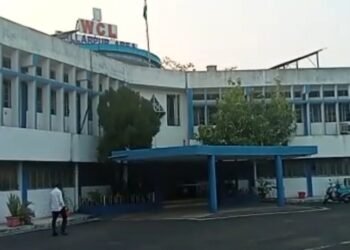 बल्लारपुर वेकोली क्षेत्र के पवनी १ से लाखों का रेडिएटर दिन दहाड़े में हुई चोरी, वेकोली प्रशासन सुरक्षा पर गहरी निंद में.