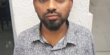 दहशत निर्माण करण्यासाठी वाढदिवसाचा केक धारधार कोयत्याने कापुन व्हिडीओ काढुन सोशल मिडीयावर व्हायरल करणा-या बड्डेबॉयला कोयत्यासह केले जेरबंद.