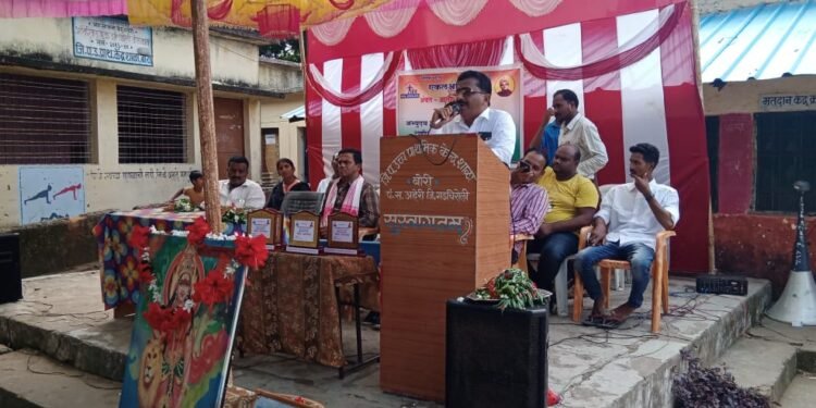 संस्कार अंगी प्राप्त करण्यासाठी एकल विद्यालयाचे शिक्षण घेणे गरजेचे रविंद्र ओल्लालवावार यांचे प्रतिपादन.