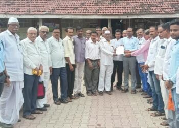 चोपडा तालुक्यात ओला दुष्काळ जाहीर करा चोपडा काँग्रेसचे तहसीलदारांना निवेदन.