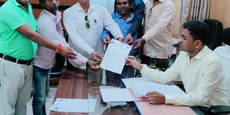 गडचिरोली जिल्ह्यातील प्रशासनात रिक्त जागेवर कर्तव्यदक्ष अधिका-यांची तात्काळ नेमणूक करा – वंचित बहुजन आघाडीची मुख्यमंत्र्यांकडे मागणी.