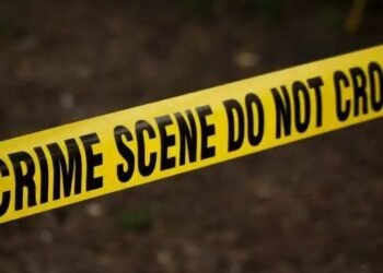 नाशिक: गजबजलेल्या गल्लीत गॅरेज कामगाराची हातपाय बांधून धारदार शस्त्राने हत्या, मृतकाची पत्नी पसार.