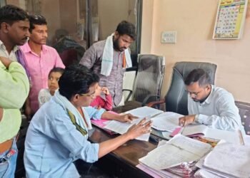 हिंगणघाट शहरातील प्रभाग क्र.4 मधील गंभीर समस्या सोडवा. अन्यथा नगर पालिकेच्या विरोधात तीव्र जन आंदोलन करण्याचा प्रहारचा इशारा.