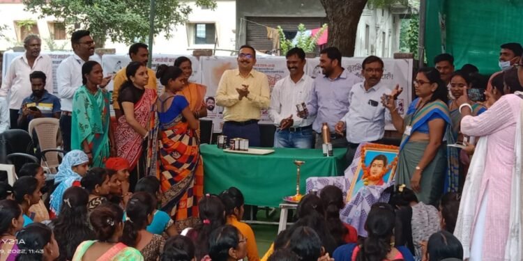 कोरपणा: प्राथमिक आरोग्य केंद्र कवठाळा येथे “माता सुरक्षित तर घर सुरक्षित” अभियानाच्या कार्यक्रम संपन्न.