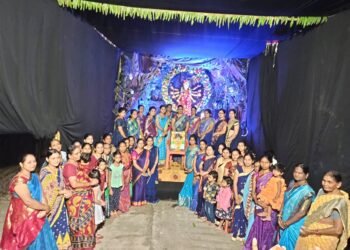 टेकडीची राणी जगदजननी दुर्गा मंडळ बल्लारपूर येथे शहीद-ए-आझाम भगतसिंग यांची जयंती साजरी.