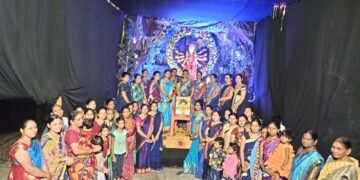 टेकडीची राणी जगदजननी दुर्गा मंडळ बल्लारपूर येथे शहीद-ए-आझाम भगतसिंग यांची जयंती साजरी.