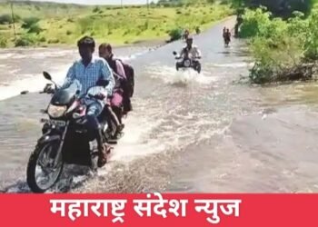 संगमनेर: मुसळधार पावसामुळे ओढ्याचे रौद्ररूप, विद्यार्थी, नागरिक जीवावर उदार होऊन प्रवास.