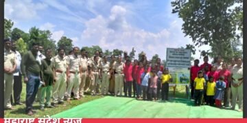 सिरोंचा वनपरीक्षेत्र अंतर्गत जागतिक गिधाड पक्षी जनजागृती दिवस साजरा.