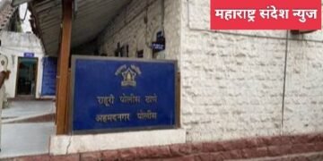 राहुरी: पोलिस स्टेशन मध्येच दोन महिलांनी पेट्रोल अंगावर टाकून पेटवून घेण्याचा प्रयत्न, दोन महिला आणि एका पुरुषावर गुन्हा दाखल.