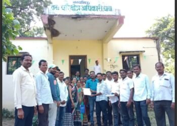 गोंडपिपरी: वरिष्ठांकडून वन समितीत्यांध्ये होणारा हस्तक्षेप थांबवा; वन समितीच्या अध्यक्षांची मागणी.