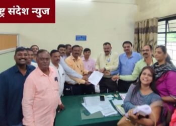 जुनी पेन्शन योजना लागू करण्यात यावी, ग्रामसेवकांचे मुख्यमंत्र्यांना निवेदन.