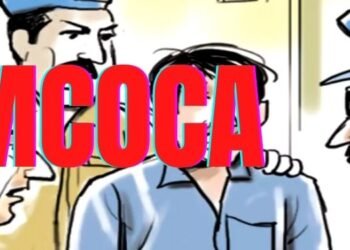 सिंहगड रोड पोलीस स्टेशन हद्दीतील आरोपी नामे चेतन पांडुरंग देबे (टोळी प्रमुख) व त्याचे टोळी मधील इतर १६ साथीदार असे एकुण १७ आरोपी यांचे गुन्हेगारी टोळीवर मोक्का अंतर्गत कारवाई…