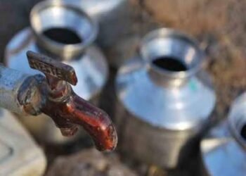 सावनेर तालुक्यातील गावात दोन महिन्या पासून नळाला पाणी मिळेल ना, लोकप्रतिनिधी राजकारणात मग्न.