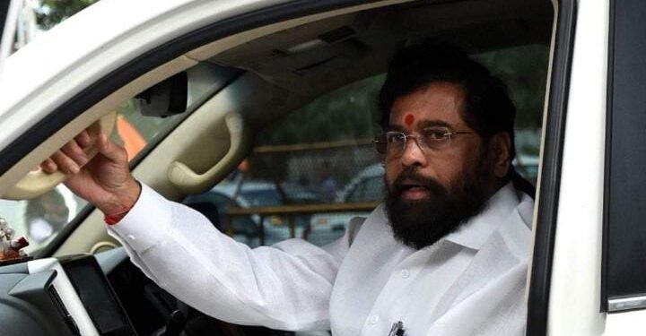 एकनाथ शिंदेंच्या जीवाला मोठा धोका, आत्मघातकी स्फोट करून जीवे मारण्याची धमकी.