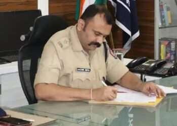 नाशिक ग्रामीम पोलीस अधीक्षक सचिन पाटील बदली प्रकरण, कॅटने दिली बदलीस स्थगिती.