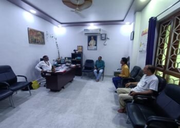 तात्काळ रस्ते दुरुस्तीच्या कामांना सुरुवात करा, सार्वजनिक बांधकाम विभागाला आमदार धर्मराव बाबा आत्राम यांचे निर्देश.