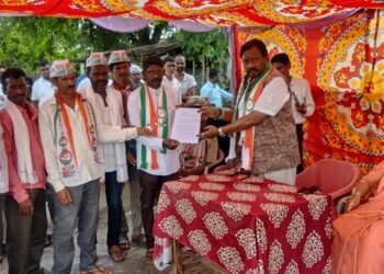 देवलमरी ग्रामपंचायत अंतर्गत मोसम येथे राष्ट्रवादी कांग्रेस पार्टी तर्फे परिवार संवाद यात्रा.