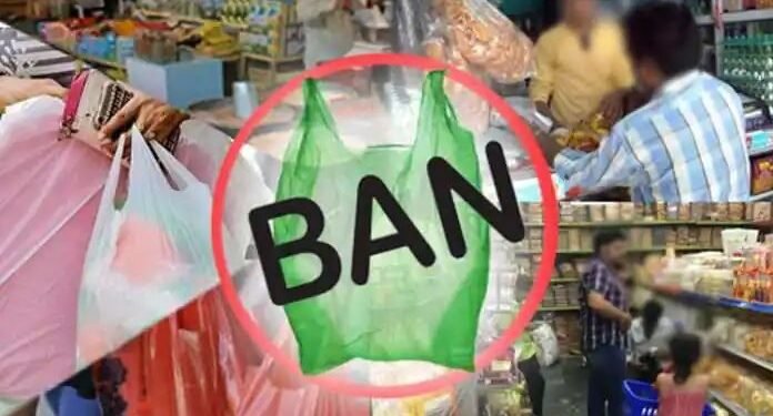 नाशिक: प्लास्टिकमुक्त शहराचा निर्णय झाला असताना प्लास्टिकचा वापर करणार्‍यांविरोधात महापालिकेची धडक मोहीम.